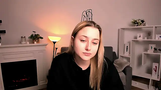 Lulu   Moon online show from 04.10.26