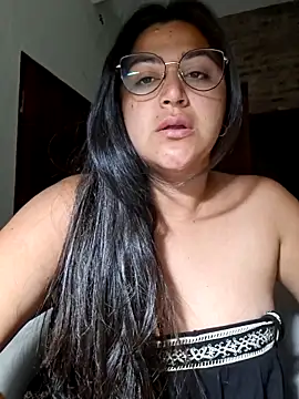 morenalatinaa online show from 02.02.26