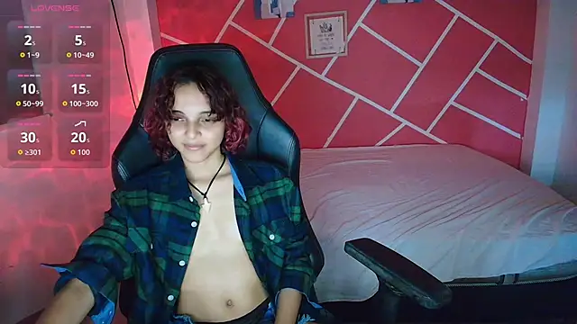 Snapshot of sweety_dreambaby chatting on 11.20.25 sweety dreambaby online show from 11.20.25