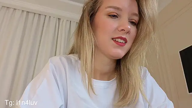 AIicaparkerc online show from 11.10.25