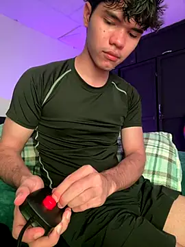 Im Camii online show from 12.02.25