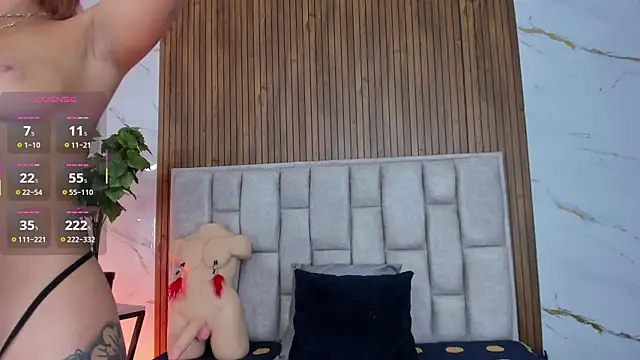 Sassha ferrer online show from 11.21.25