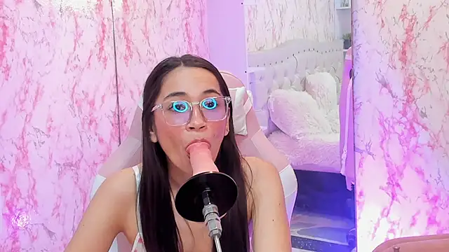 GabbiePrice online show from 10.11.25