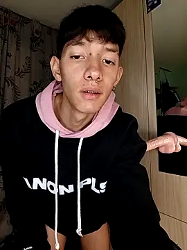 heyy noah11 online show from 12.14.25