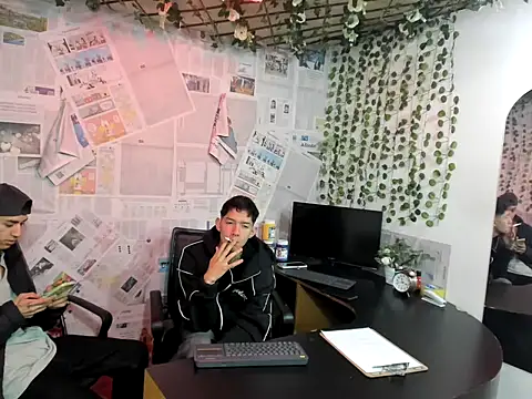 Snapshot of heyy_noah11 chatting on 06.20.26 heyy noah11 online show from 06.20.26