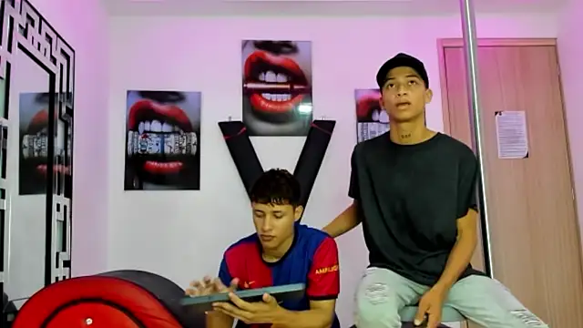 EMPIRE BOYS1 online show from 11.04.25