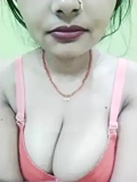 kiara-simmi online show from 11.16.25