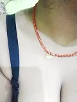 kiara-simmi online show from 12.17.25