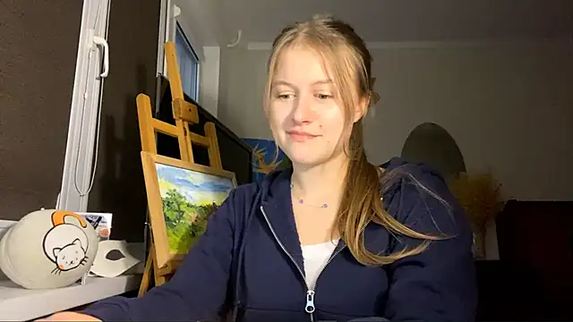 Snapshot of SeritaPicketta chatting on 10.13.25 SeritaPicketta online show from 10.13.25