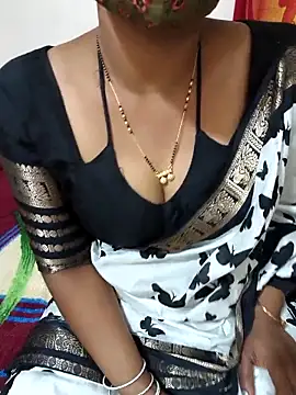 Snapshot of Best_Kannada_Couple chatting on 04.06.26 Best Kannada Couple online show from 04.06.26