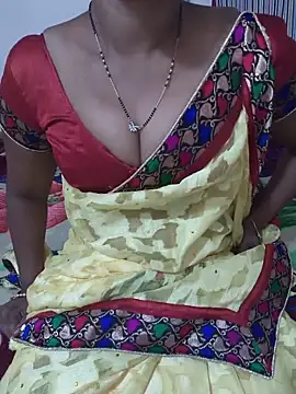 Snapshot of Best_Kannada_Couple chatting on 05.13.26 Best Kannada Couple online show from 05.13.26
