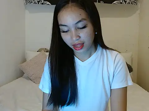 Snapshot of ItsXxxcole3 chatting on 05.19.26 ItsXxxcole3 online show from 05.19.26