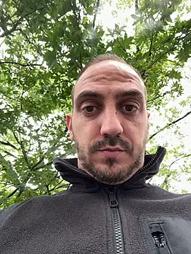 AlexGogo23 online show from 10.11.25