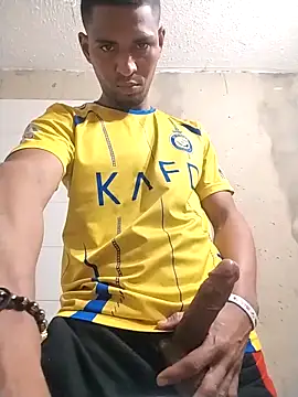 Snapshot of SlingingAsteroid chatting on 03.08.26 SlingingAsteroid online show from 03.08.26