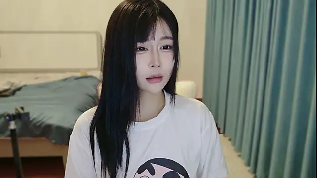 Snapshot of yiyi_3523 chatting on 03.22.26 yiyi 3523 online show from 03.22.26