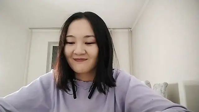 Lyndasilk online show from 11.09.25