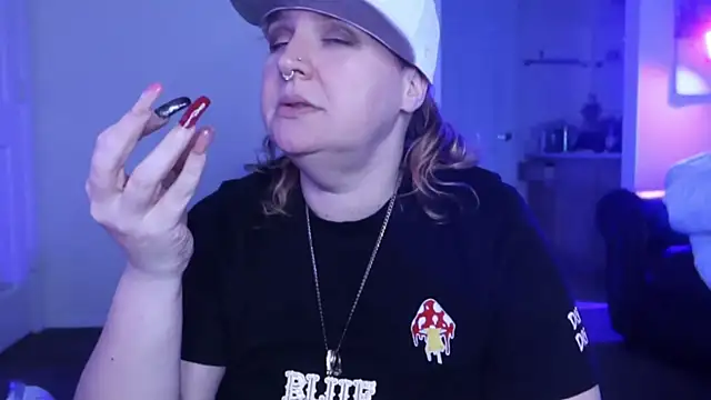 BellaBlueBBW online show from 02.09.25