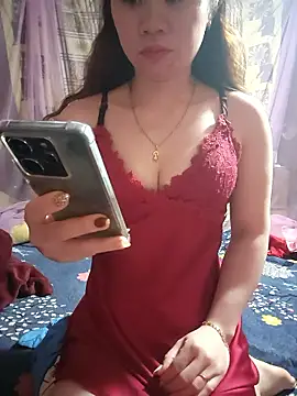 LeanaLy online show from 01.12.26