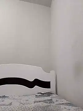 Camilanifeta online show from 12.18.25