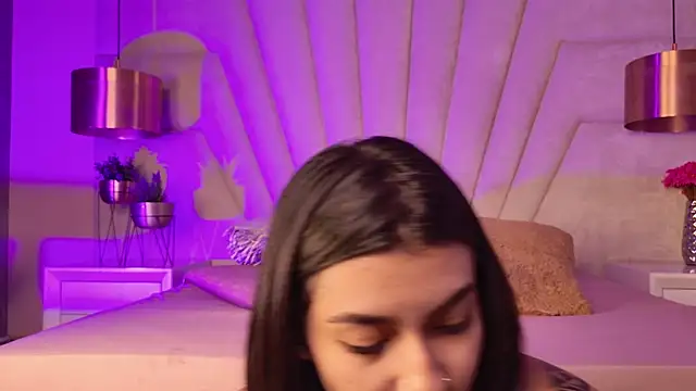 AlyssaRay online show from 01.14.26