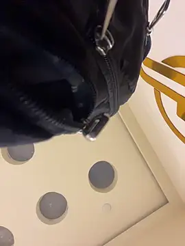 AlyssaRay online show from 04.10.26