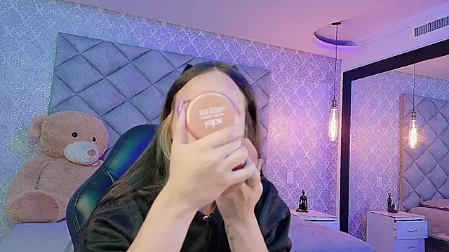 CARO ADAMS1 online show from 11.20.25