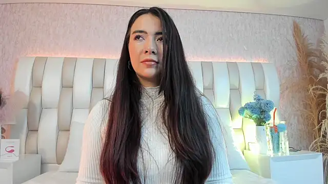 Ari lynn  online show from 12.20.25