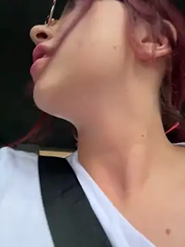 l0lita sweet online show from 10.31.25