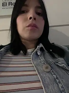 Snapshot of l0lita_sweet chatting on 07.25.26 l0lita sweet online show from 07.25.26