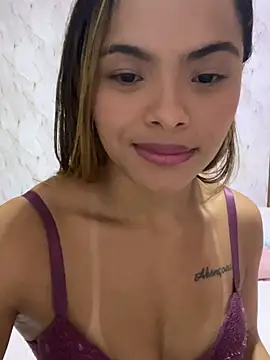 Snapshot of safadinhaquenteW chatting on 05.21.26 safadinhaquenteW online show from 05.21.26