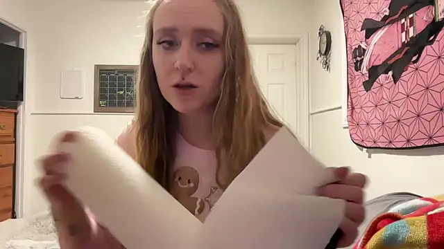 Snapshot of Pattyworld69 chatting on 11.17.25 Pattyworld69 online show from 11.17.25