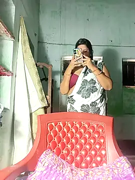 Snapshot of SX-ANA chatting on 11.01.25 SX-ANA online show from 11.01.25