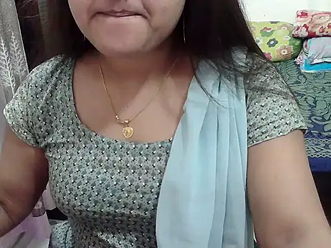 SexyRani2000 online show from 11.30.25