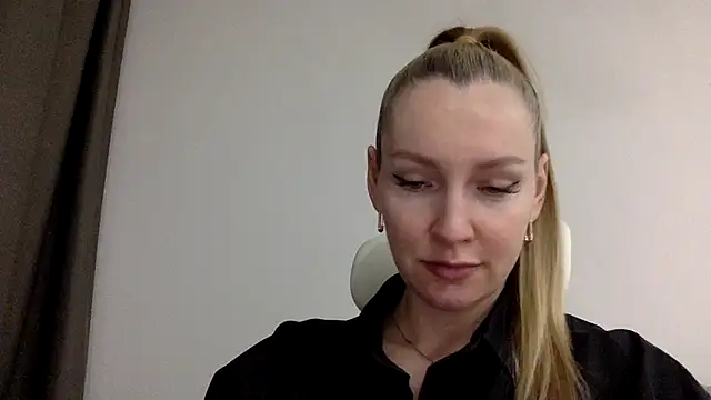 Snapshot of Neralith chatting on 06.23.26 Neralith online show from 06.23.26