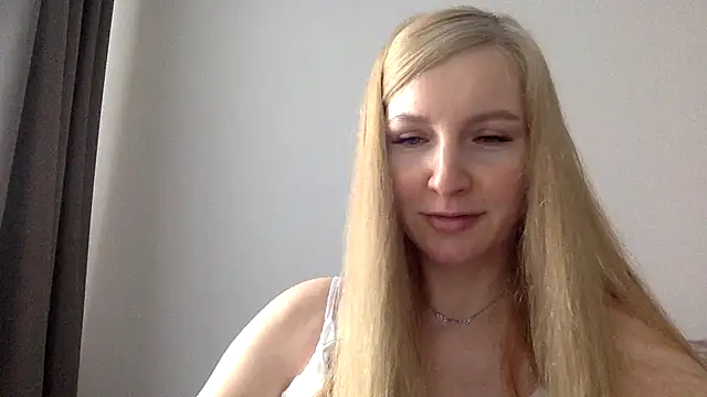 Snapshot of Neralith chatting on 07.27.26 Neralith online show from 07.27.26