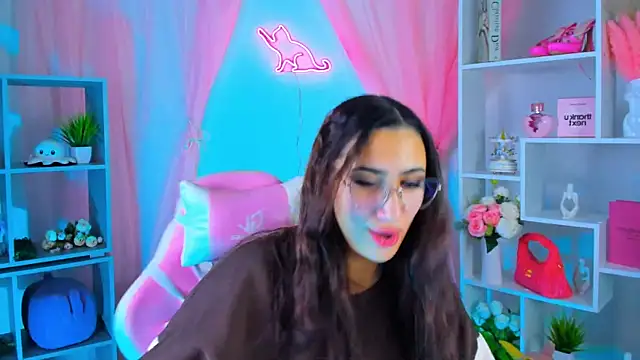 RebeckaThornton online show from 11.11.25