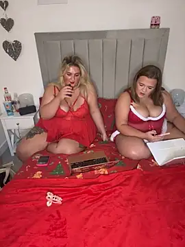 Snapshot of ivy_monroexoxo chatting on 10.19.25 ivy monroexoxo online show from 10.19.25