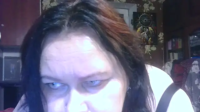 CharleeKendall online show from 11.04.25