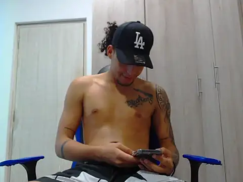 maicolgifted24 online show from 10.24.25
