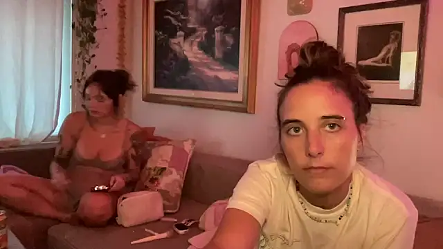 Snapshot of lill_daddysgirl chatting on 05.04.26 lill daddysgirl online show from 05.04.26