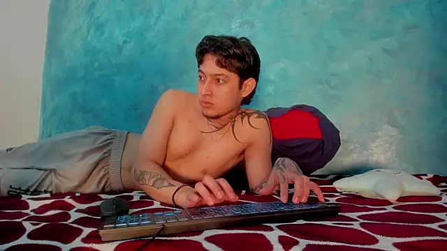 Sky Wild online show from 12.16.25