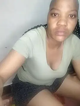 CaramelBoootie online show from 11.27.25