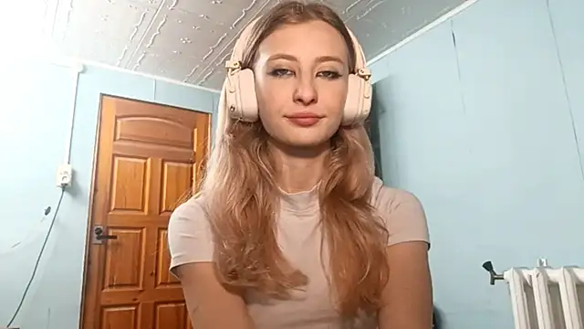 AmeliLia online show from 10.14.25