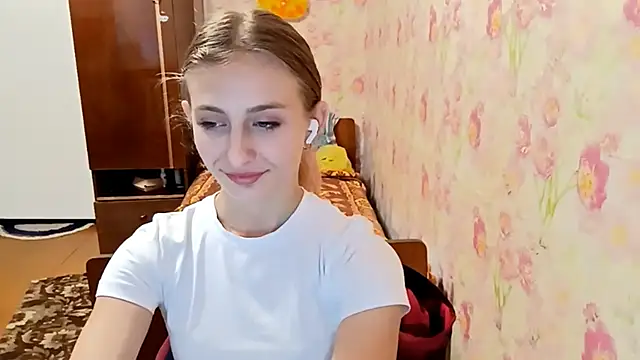 AmeliLia online show from 10.16.25