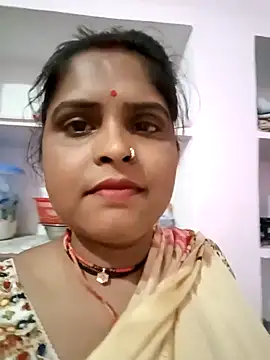 Snapshot of Manya_cute chatting on 10.15.25 Manya cute online show from 10.15.25