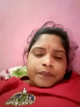 Snapshot of Manya_cute chatting on 10.19.25 Manya cute online show from 10.19.25