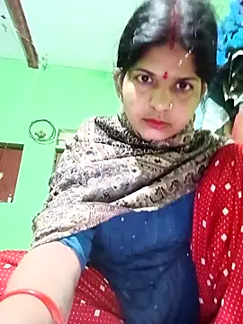 Karishma cute online show from 11.03.25