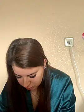 MiraCastellon online show from 11.10.25