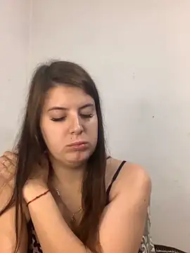 MiraCastellon online show from 12.01.25