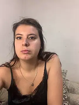 MiraCastellon online show from 12.02.25